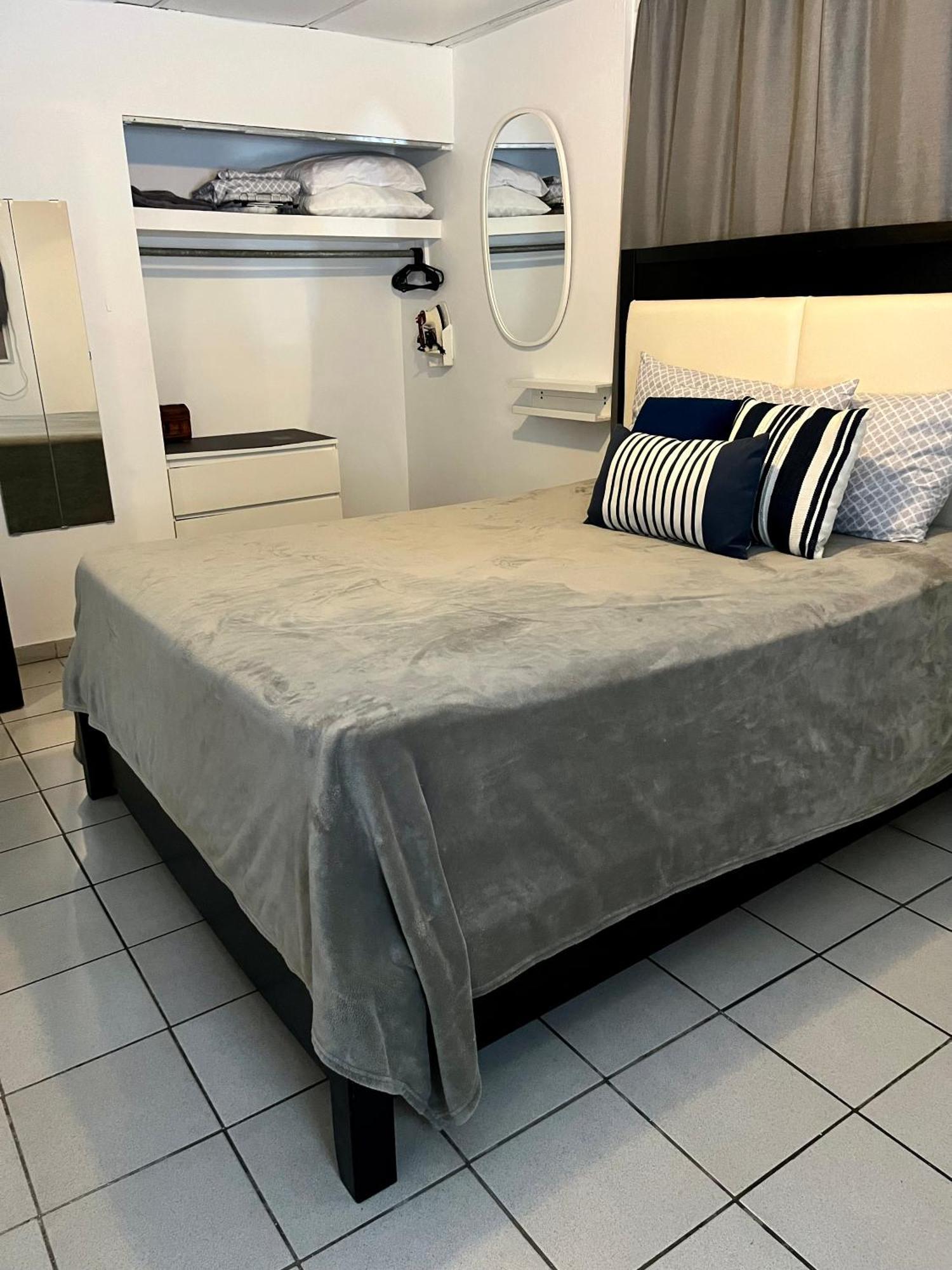 Local Nest In San Juan Apartment Bagian luar foto